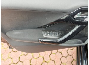 PEUGEOT 208 ALLURE 1500 HDI 100CV EURO 6B